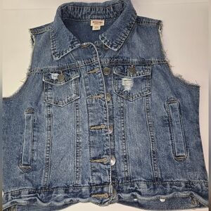 Mossimo Supply Co. Light Blue Denim Sleeveless Vest